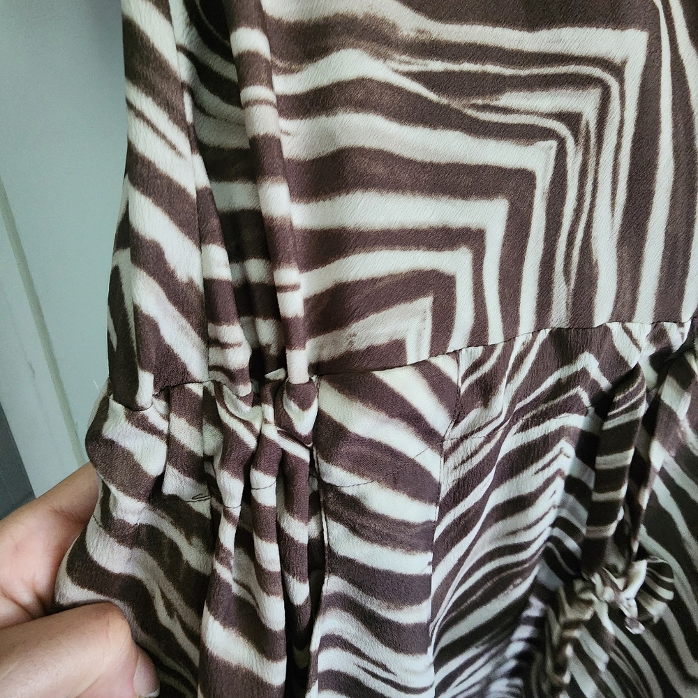 BCBGMAXAZRIA "Ayshea" Cowlneck Animal Print Blouson Tie Waist Dress Brown Sz M - Picture 6 of 9